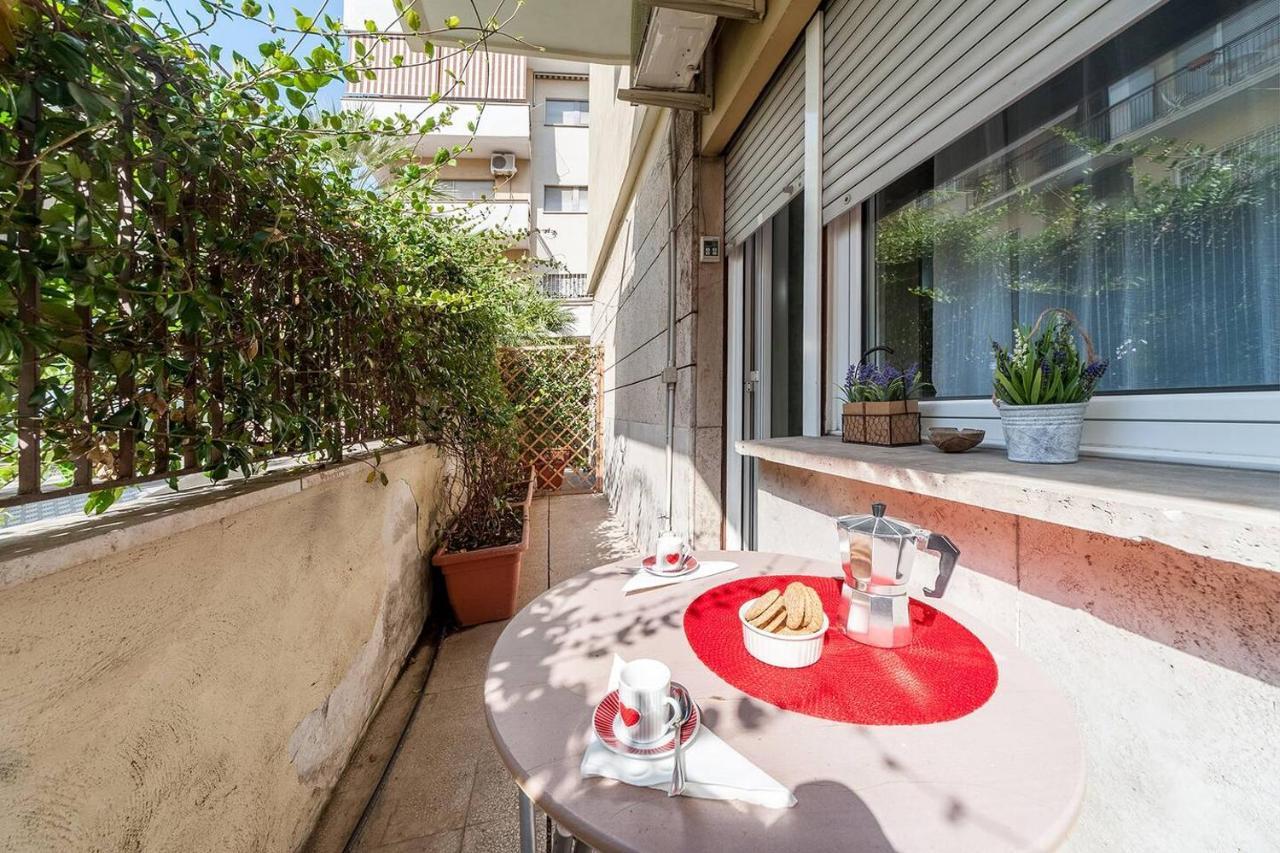 Apartmán St. Peter - Loft At 50M From Metro Exteriér fotografie